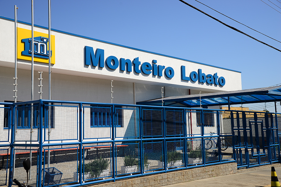 Escola Monteiro Lobato